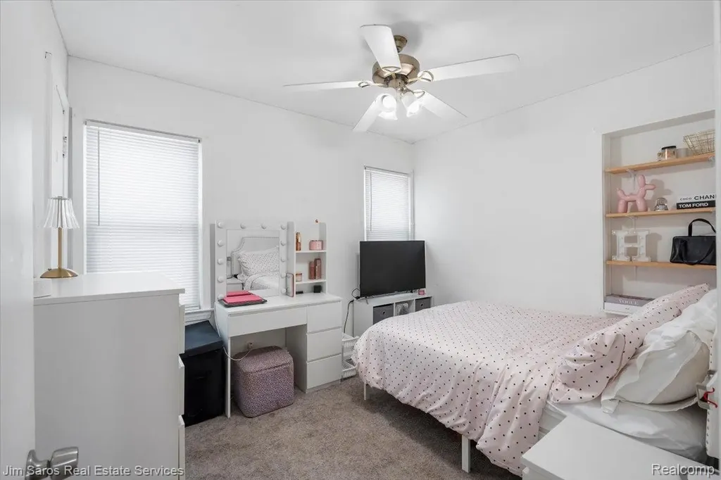 26692 Chippendale Street Roseville City MI 48066
