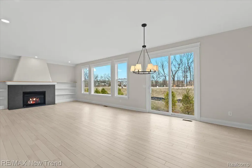 209 Mountain View Lane Milford Village MI 48381