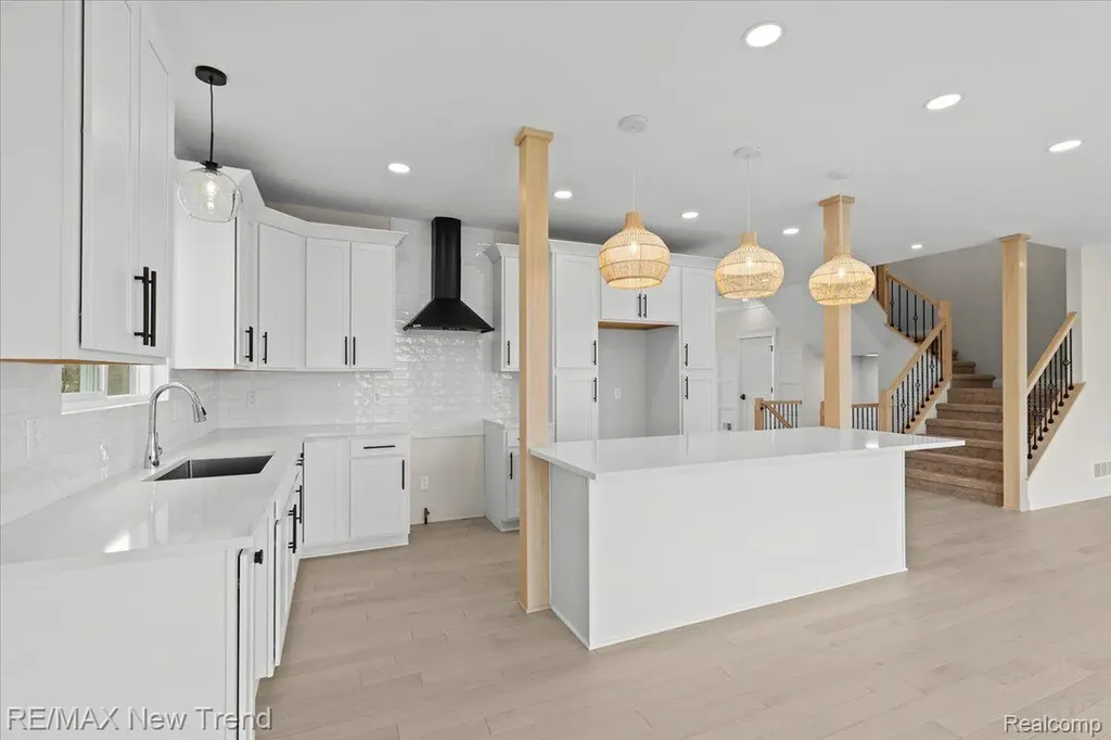 209 Mountain View Lane Milford Village MI 48381