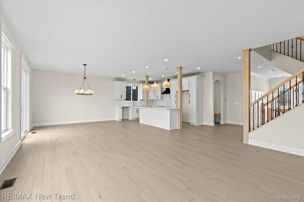 209 Mountain View Lane Milford Village MI 48381