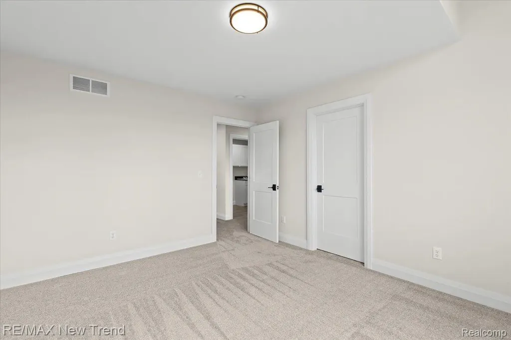 209 Mountain View Lane Milford Village MI 48381