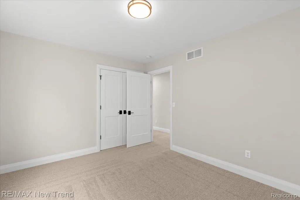 209 Mountain View Lane Milford Village MI 48381