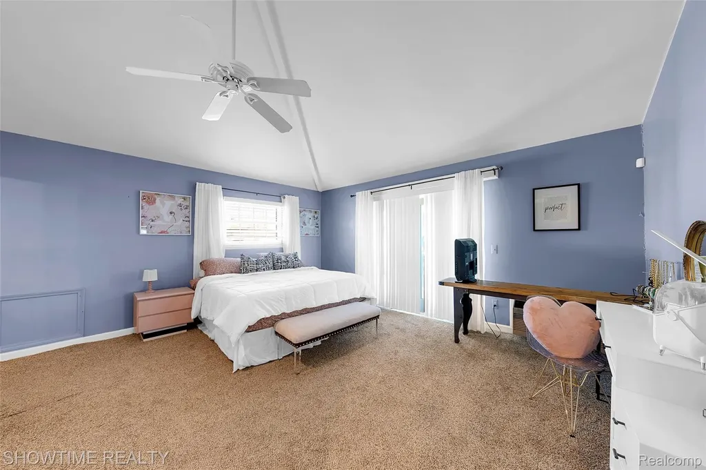 321 Chartier Marine City City MI 48039