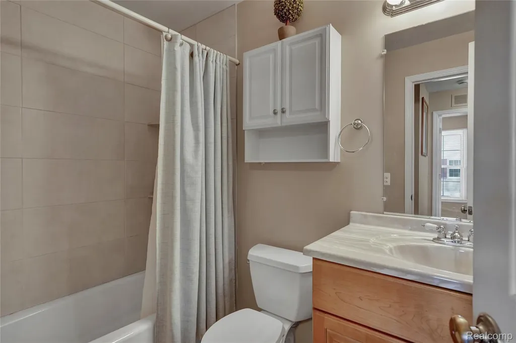 2627 Thornbrier Court Orion Charter Township MI 48430