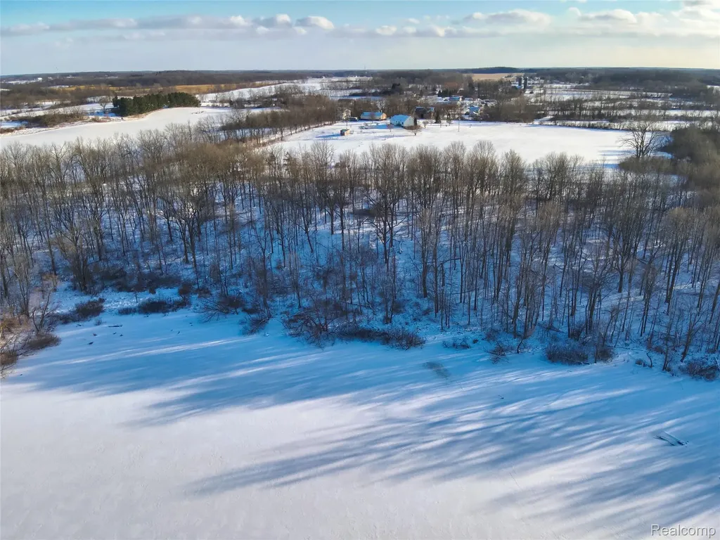 V/l W Us-12 Highway Manchester Township MI 48158