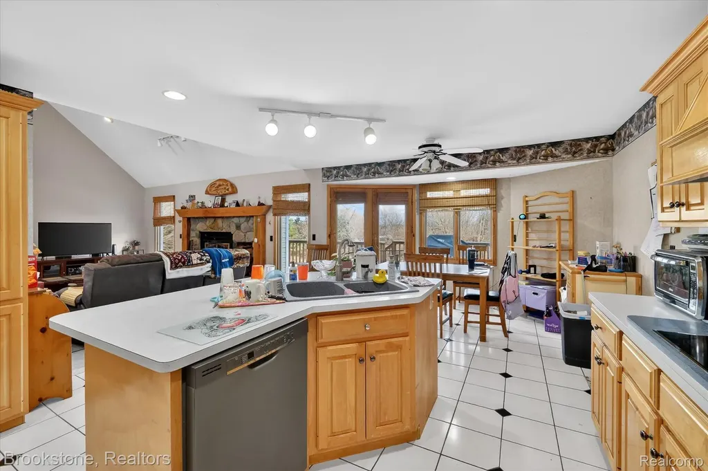 5163 Country Squire Road Dryden Township MI 48428
