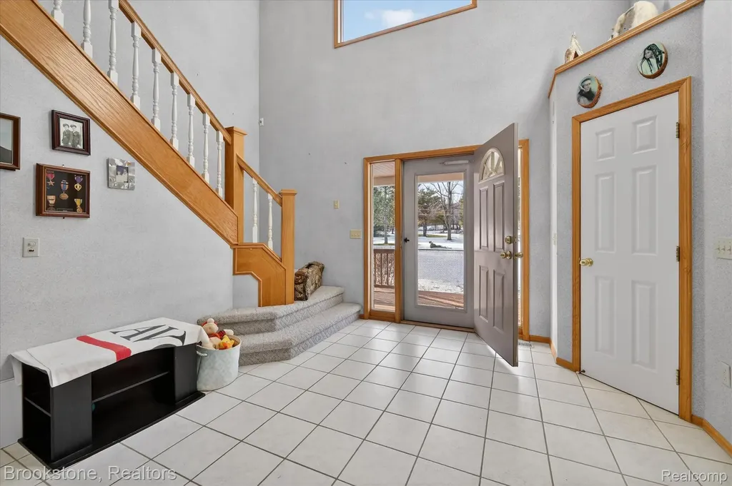 5163 Country Squire Road Dryden Township MI 48428