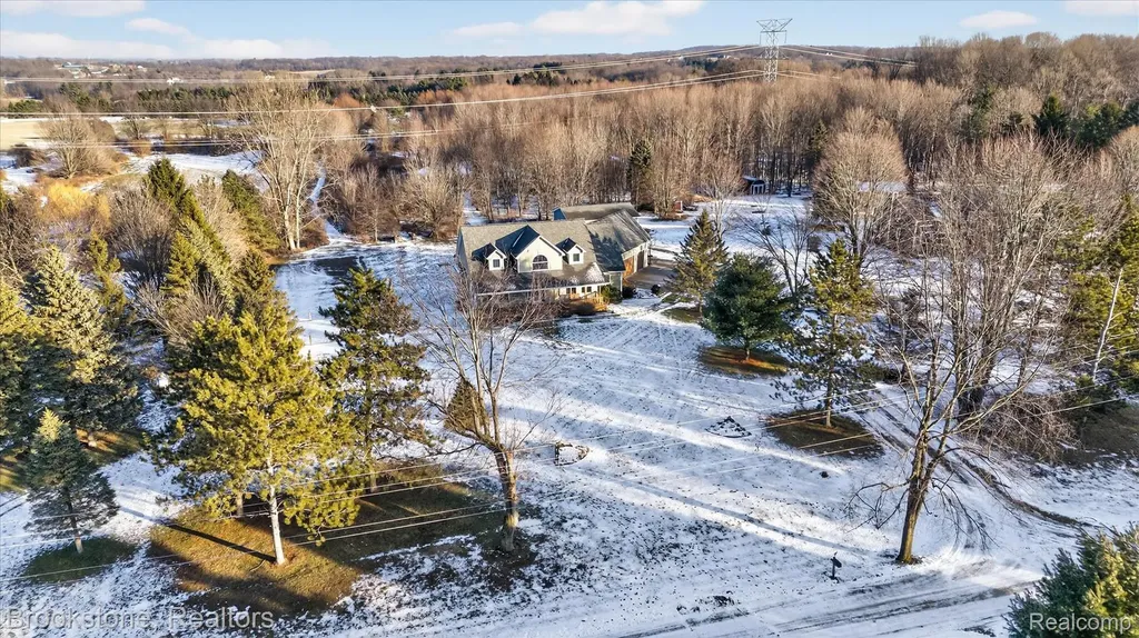 5163 Country Squire Road Dryden Township MI 48428