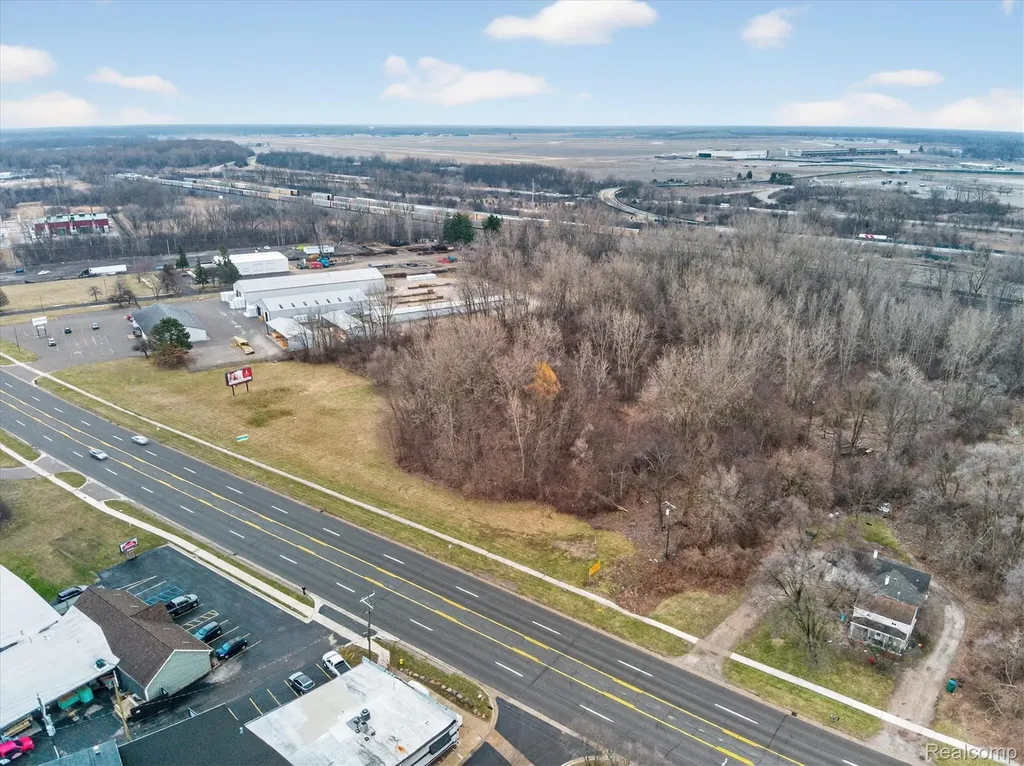 2750 E Michigan Avenue Ypsilanti Charter Township MI 48198