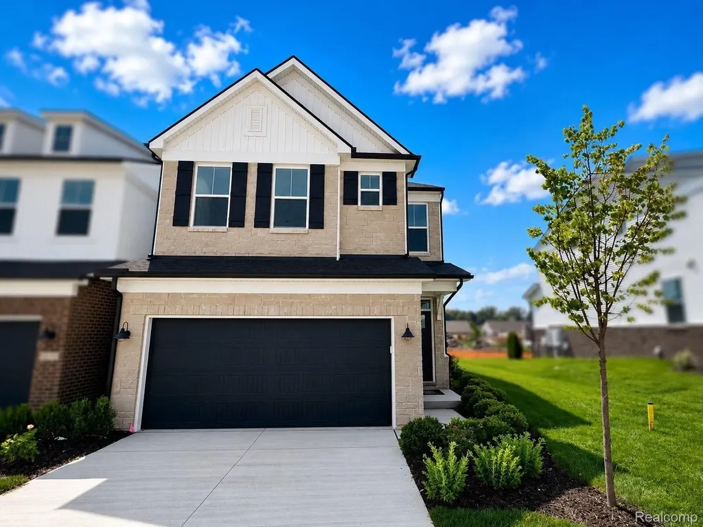 5570 East Spaniel Drive Pittsfield Charter Township MI 48108