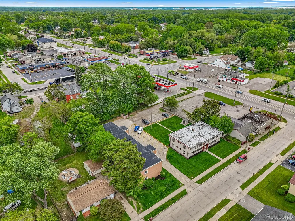 5701-5707 Woodward Street Wayne City MI 48184