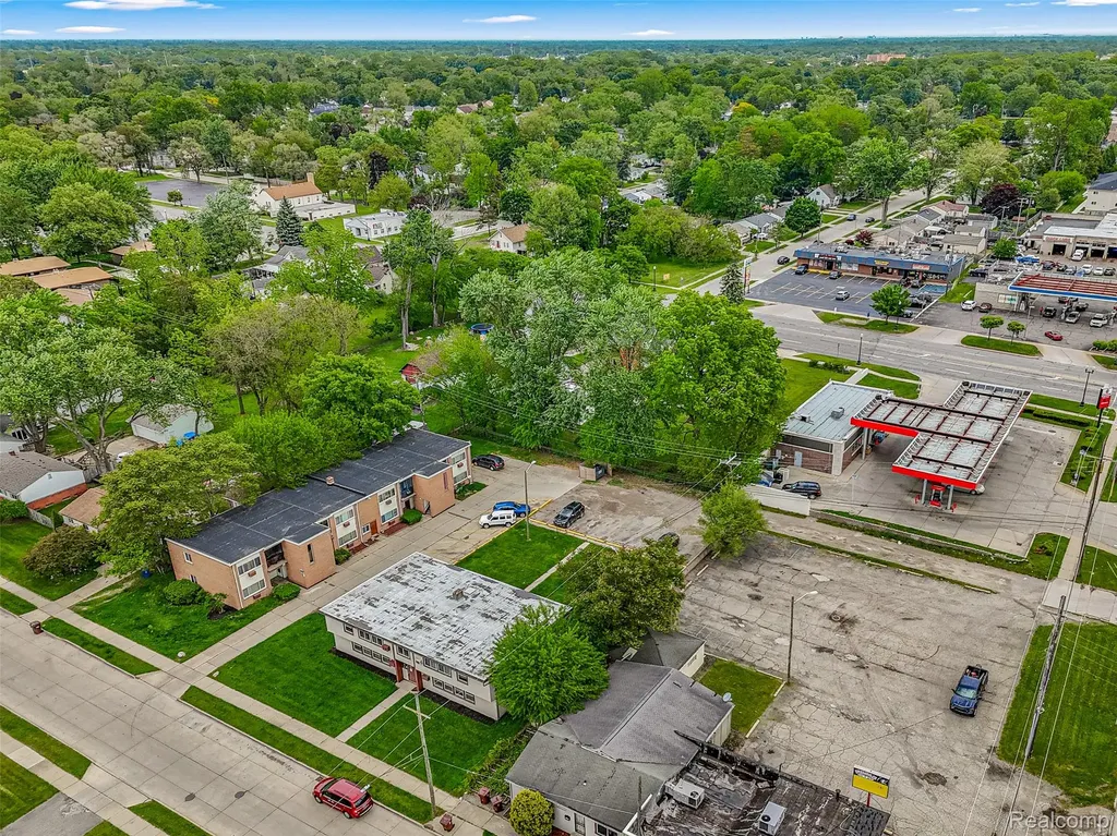 5701-5707 Woodward Street Wayne City MI 48184