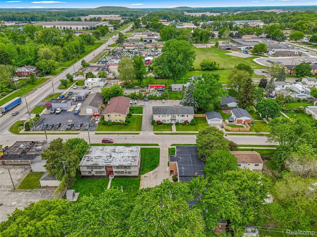 5701-5707 Woodward Street Wayne City MI 48184