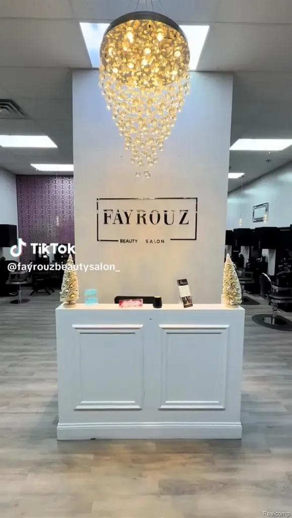 15010 W Warren Dearborn City MI 48126