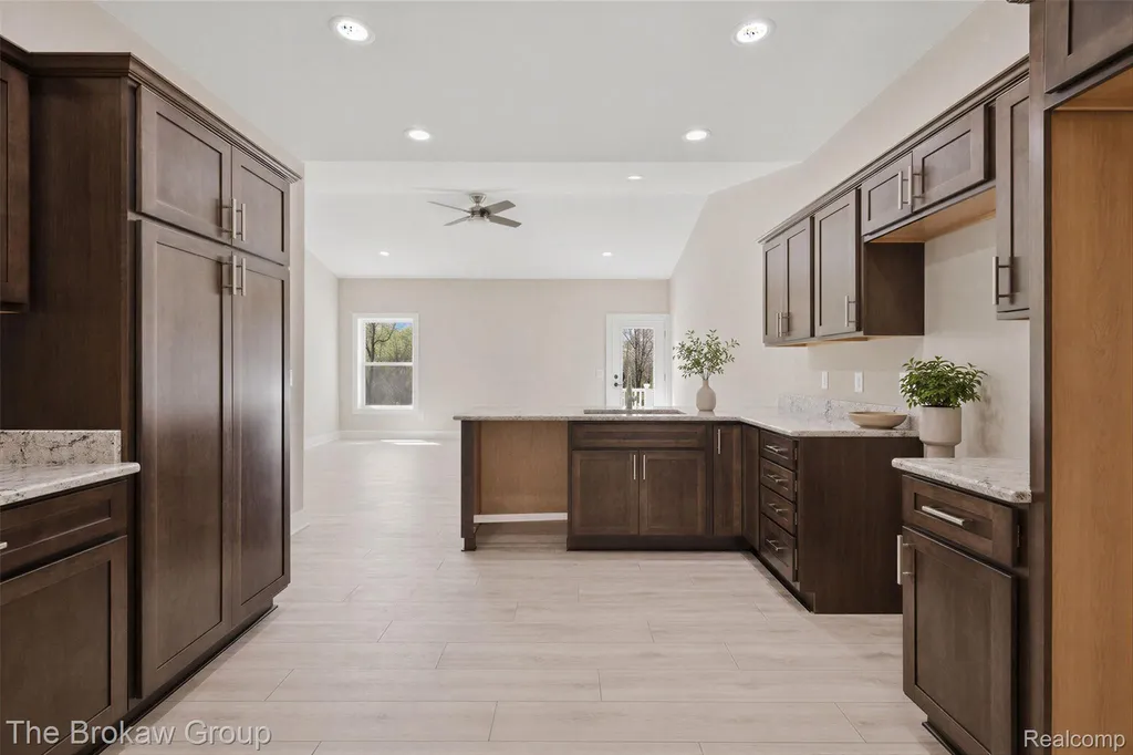 3365 Meadowridge Court Richfield Township MI 48423