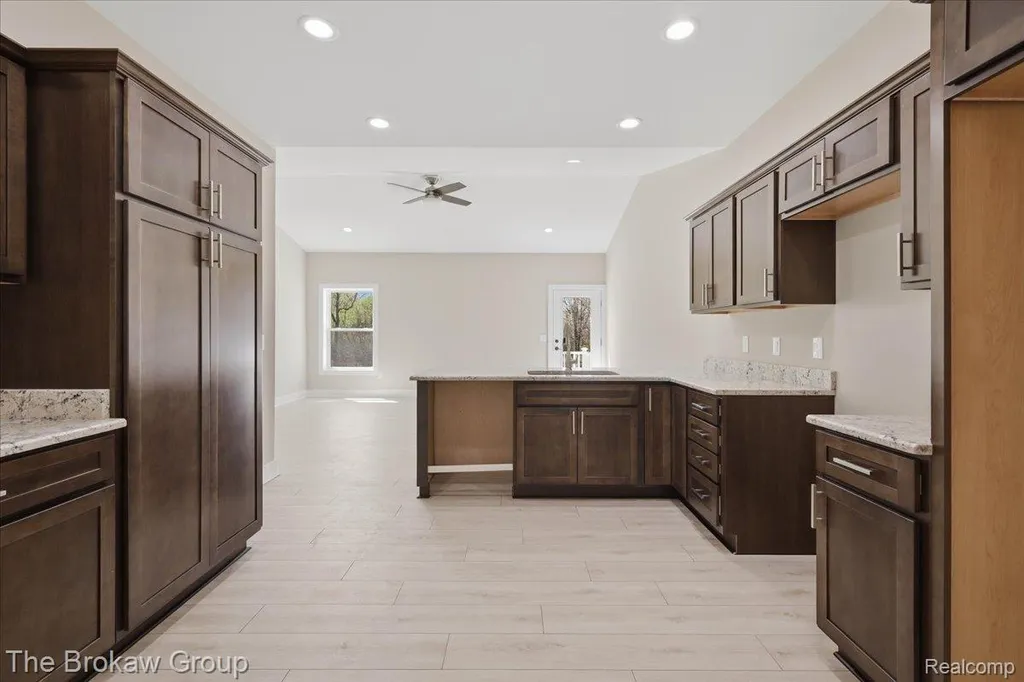 3365 Meadowridge Court Richfield Township MI 48423
