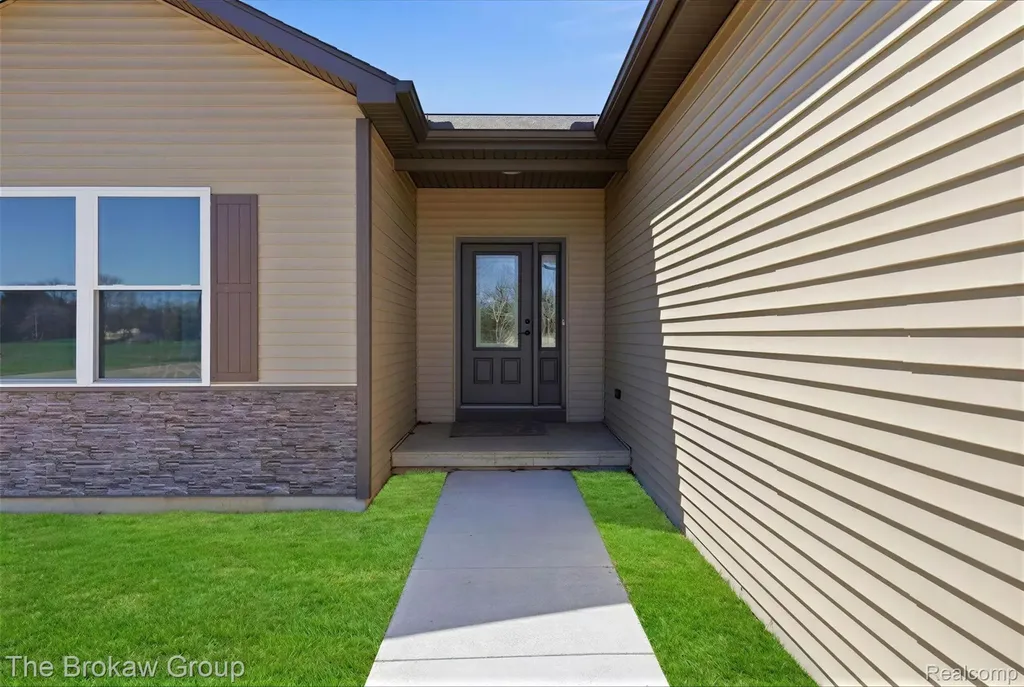3365 Meadowridge Court Richfield Township MI 48423