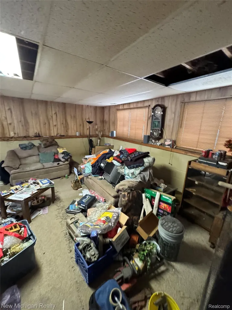 5705 Lake Grove Drive White Lake Charter Township MI 48383