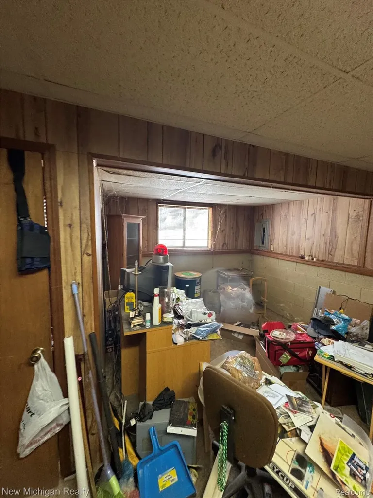 5705 Lake Grove Drive White Lake Charter Township MI 48383