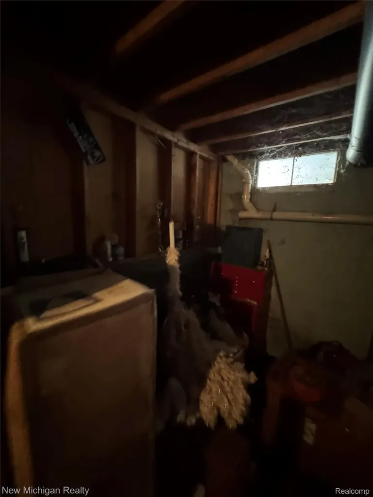 5705 Lake Grove Drive White Lake Charter Township MI 48383