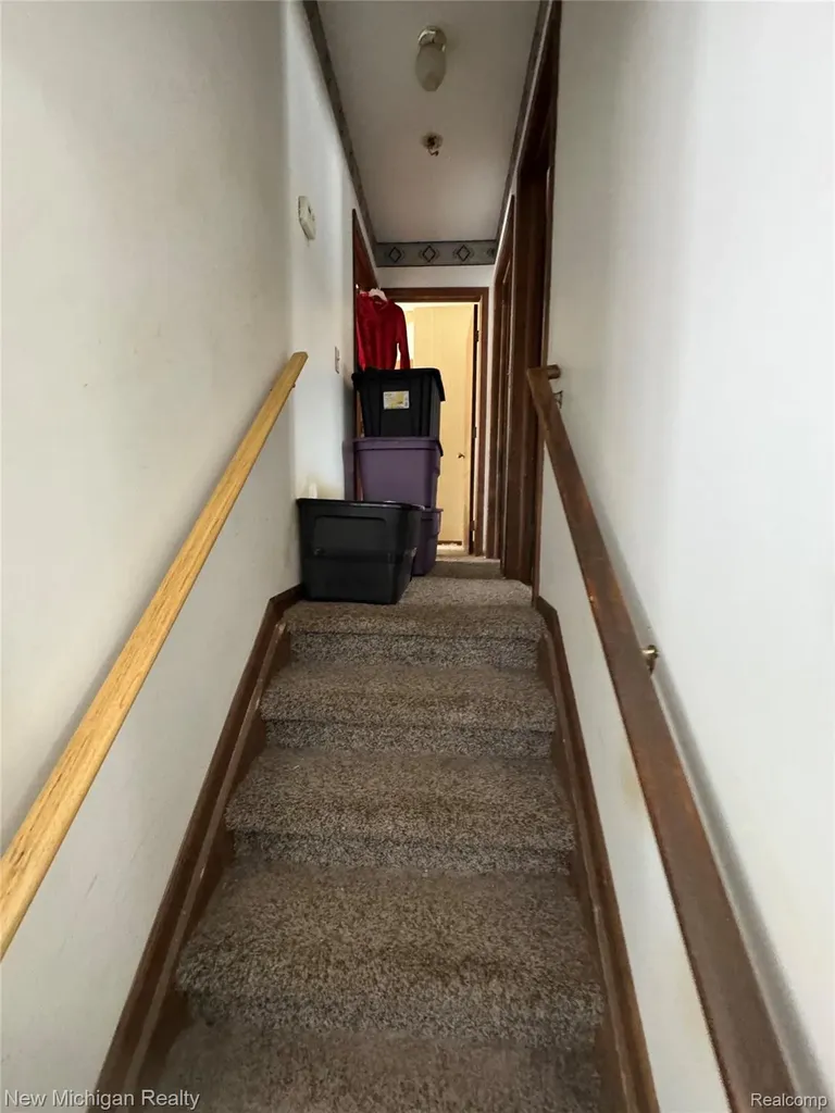 5705 Lake Grove Drive White Lake Charter Township MI 48383
