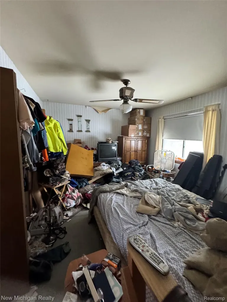 5705 Lake Grove Drive White Lake Charter Township MI 48383