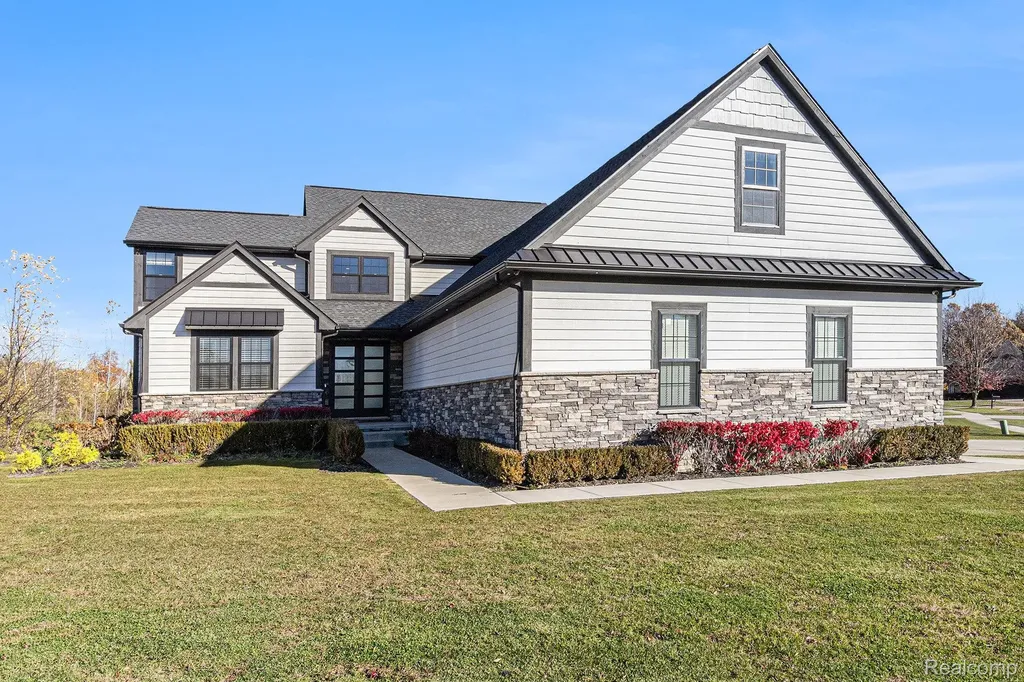 14270 Wright Drive Fenton Charter Township MI 48451