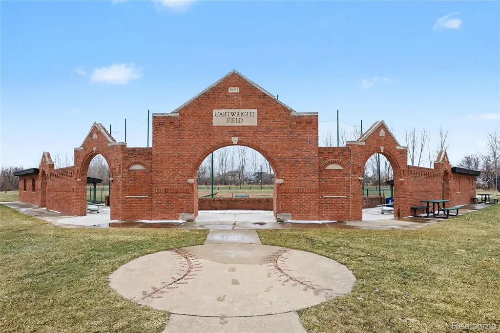 14270 Wright Drive Fenton Charter Township MI 48451