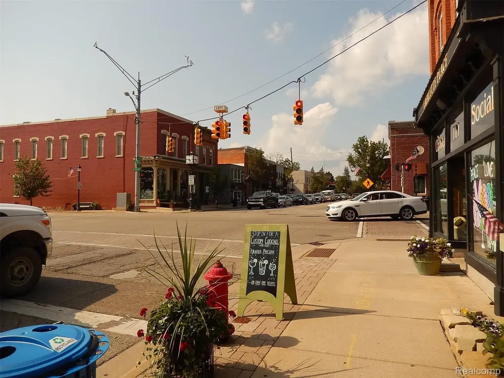 333 S Lafayette Street South Lyon City MI 48178
