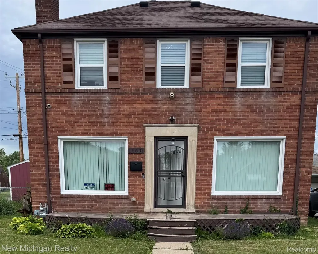 16601 Fairmount Drive Detroit City MI 48205