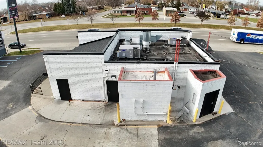 1297 Fort Street Wyandotte City MI 48192
