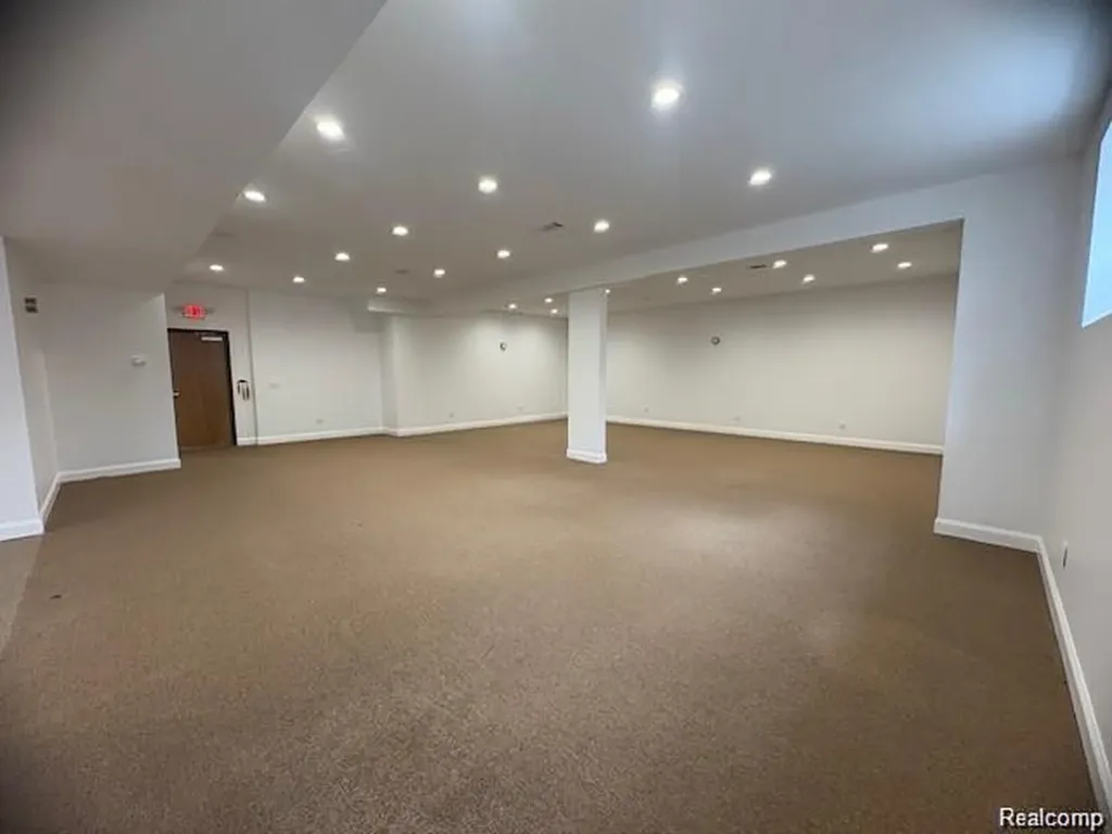 1550 N Milford Road Milford Charter Township MI 48381