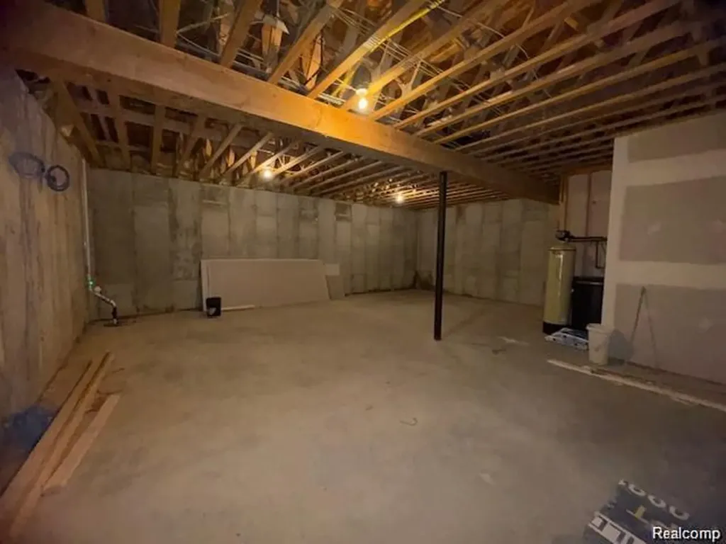 1550 N Milford Road Milford Charter Township MI 48381