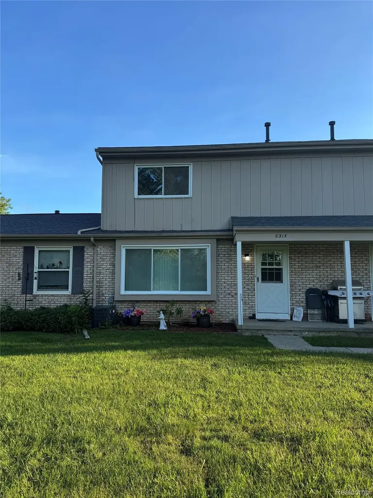 8315 Camelot Court Genesee Charter Township MI 48458