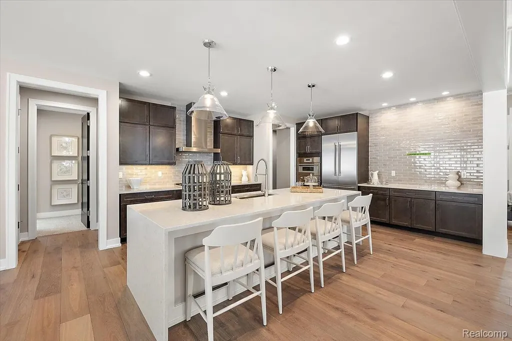 30797 Franklin Hills Court Farmington Hills City MI 48334