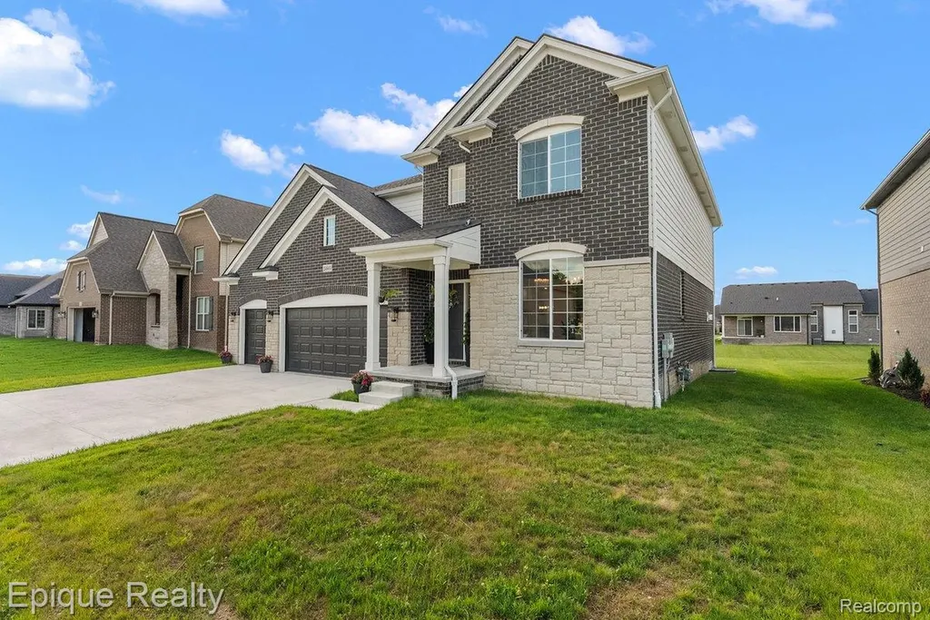 24603 Callaway Drive Macomb Township MI 48042