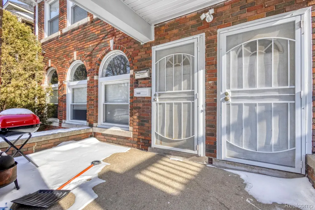 3460 Bedford Street Detroit City MI 48224