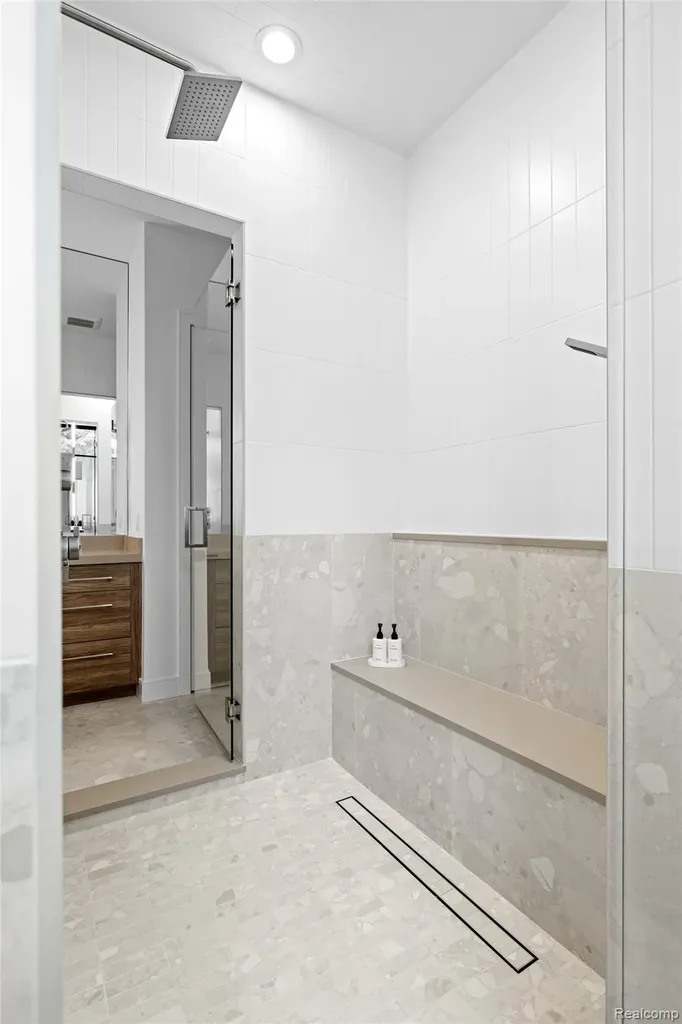 3026 Heron French Provincial Bloomfield Hills City MI 48302