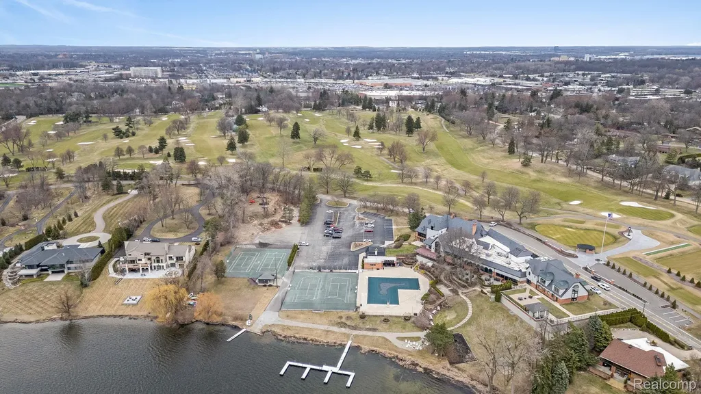 3026 Heron French Provincial Bloomfield Hills City MI 48302