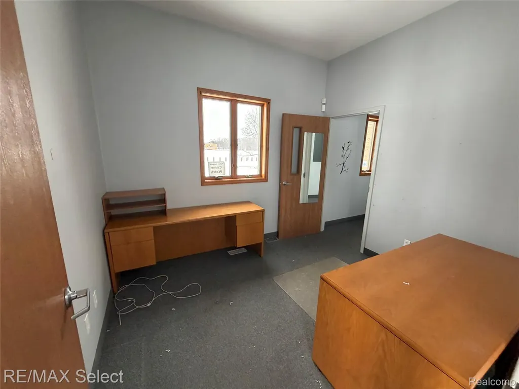3302 Whittier Avenue Flint City MI 48506