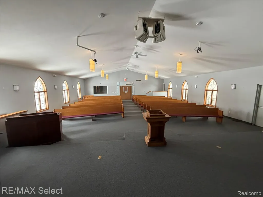3302 Whittier Avenue Flint City MI 48506