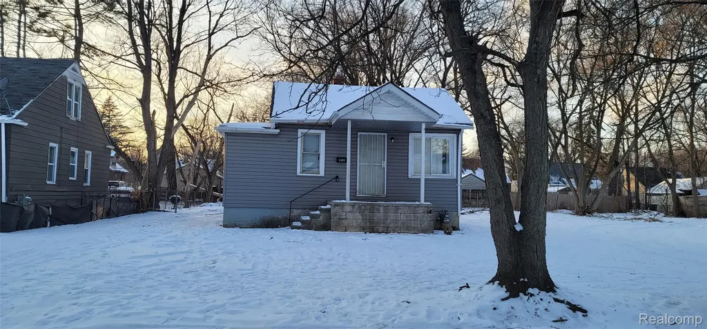 15481 Patton Street Detroit City MI 48223