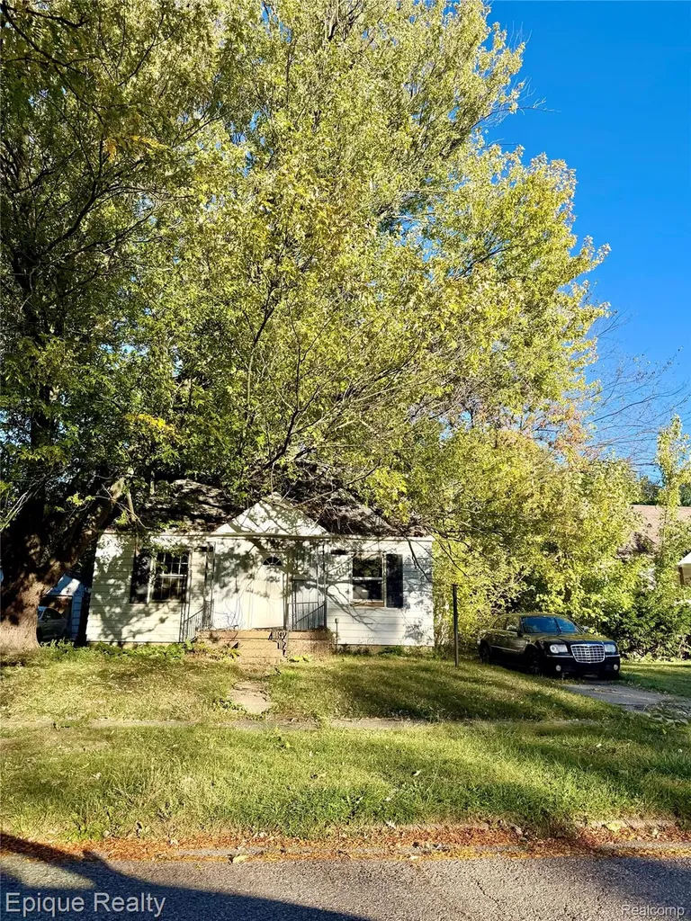 2514 Trumbull Avenue Flint City MI 48504