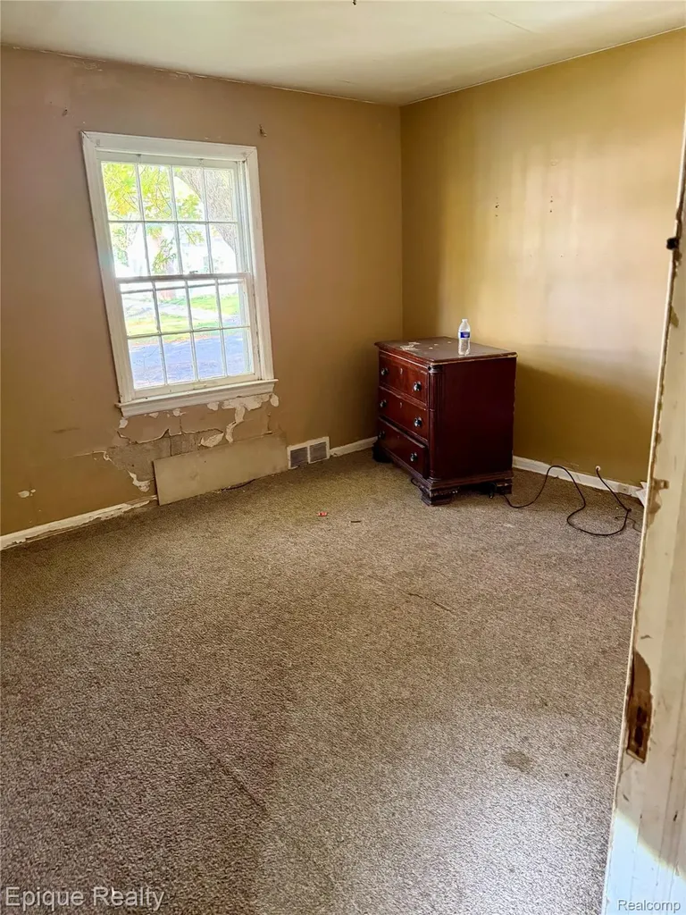 2514 Trumbull Avenue Flint City MI 48504