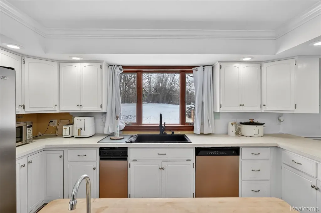 9505 E Atherton Road Davison Township MI 48423
