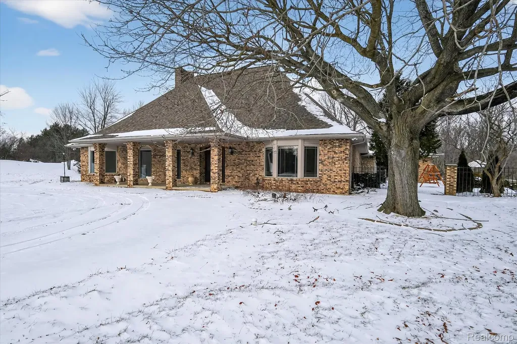 9505 E Atherton Road Davison Township MI 48423