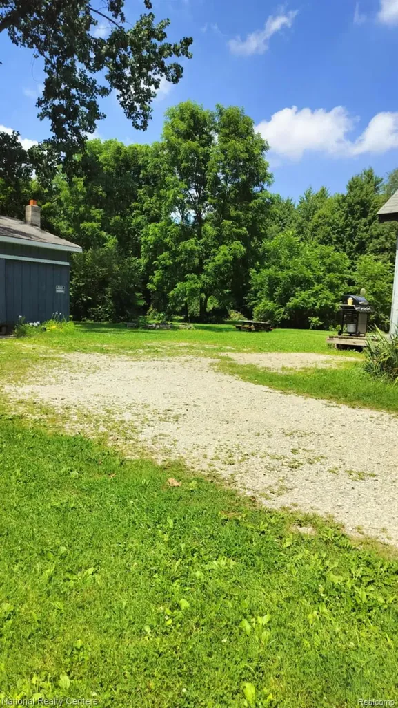 3309 Rabidue Clyde Township MI 48049