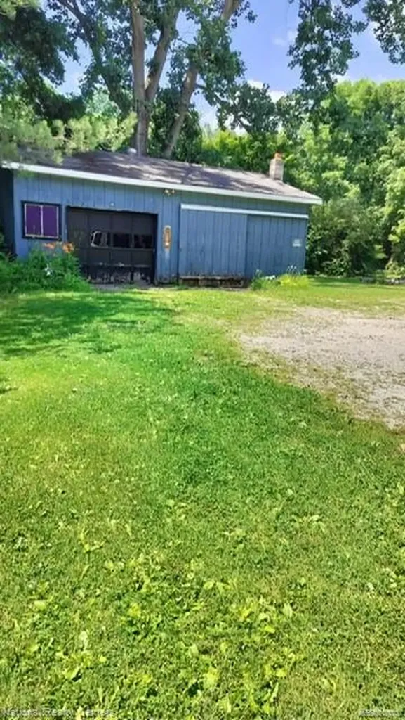 3309 Rabidue Clyde Township MI 48049