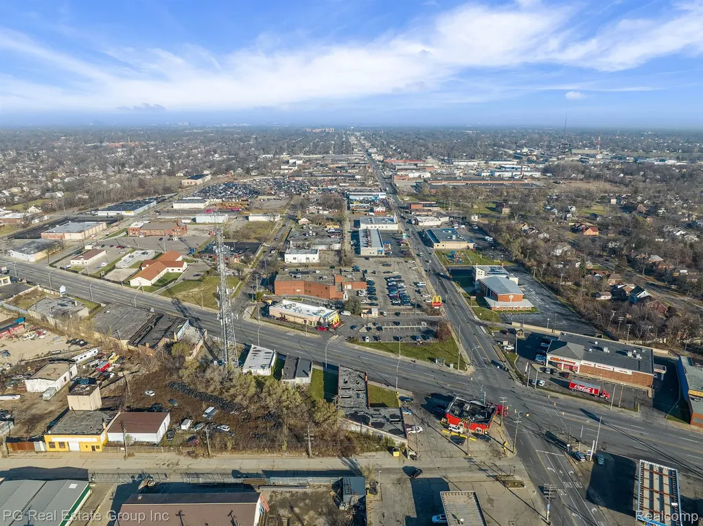 13633 Grand River Avenue Detroit City MI 48227