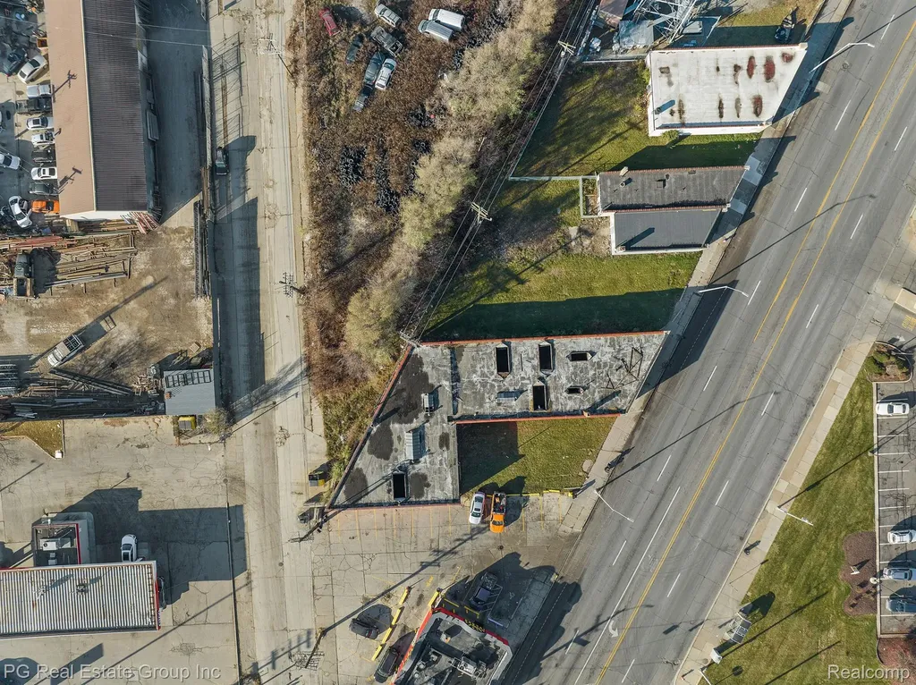 13633 Grand River Avenue Detroit City MI 48227